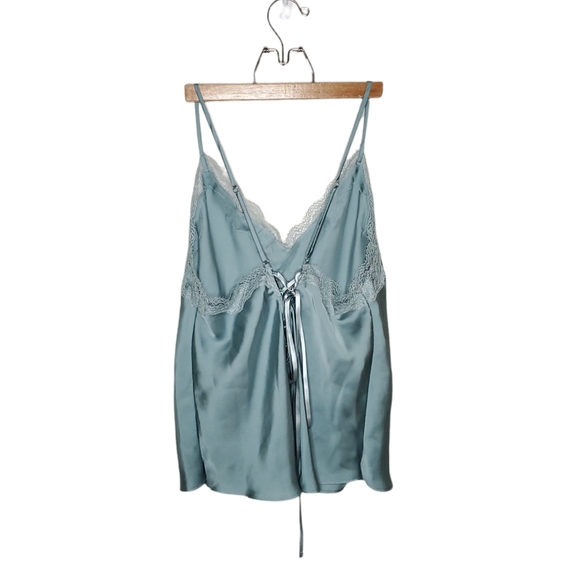 VICTORIA'S SECRET Lace Trimmed Tie Back Silky Night Top - Picture 3 of 5